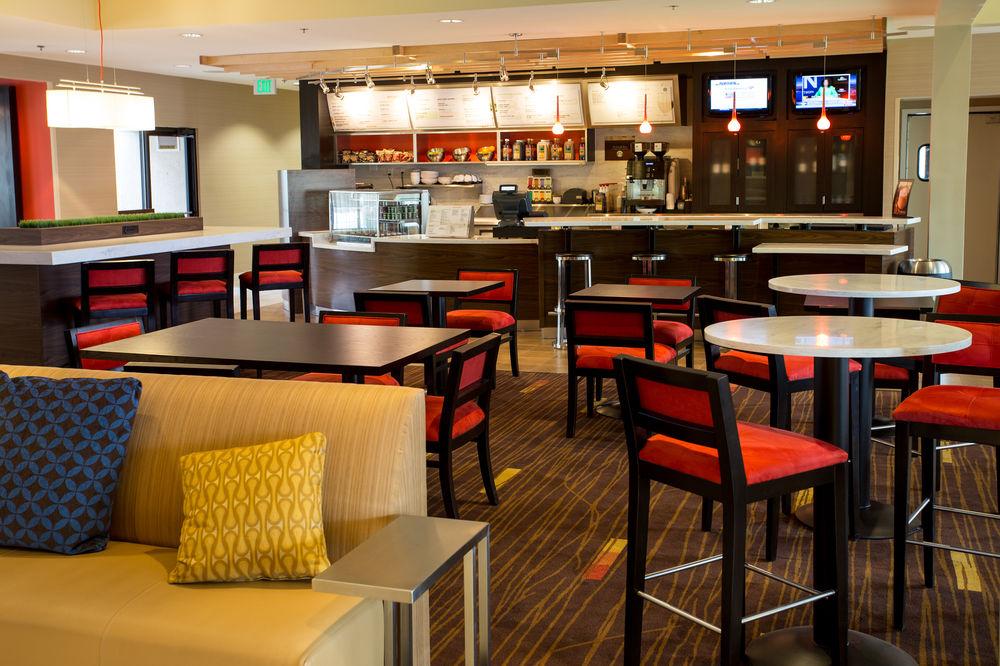 Courtyard By Marriott Fort Collins Esterno foto
