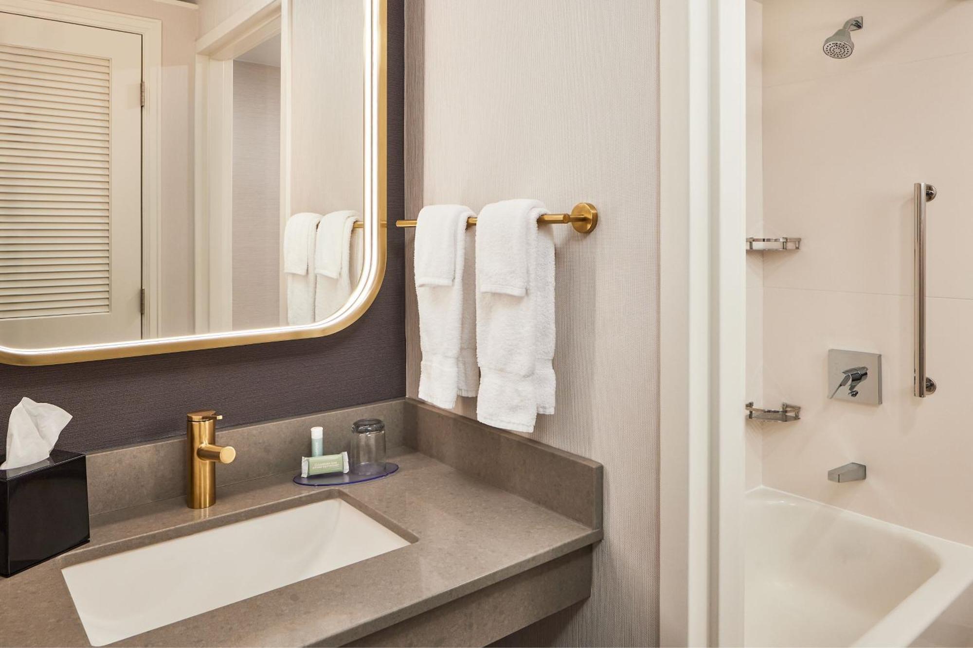 Courtyard By Marriott Fort Collins Esterno foto