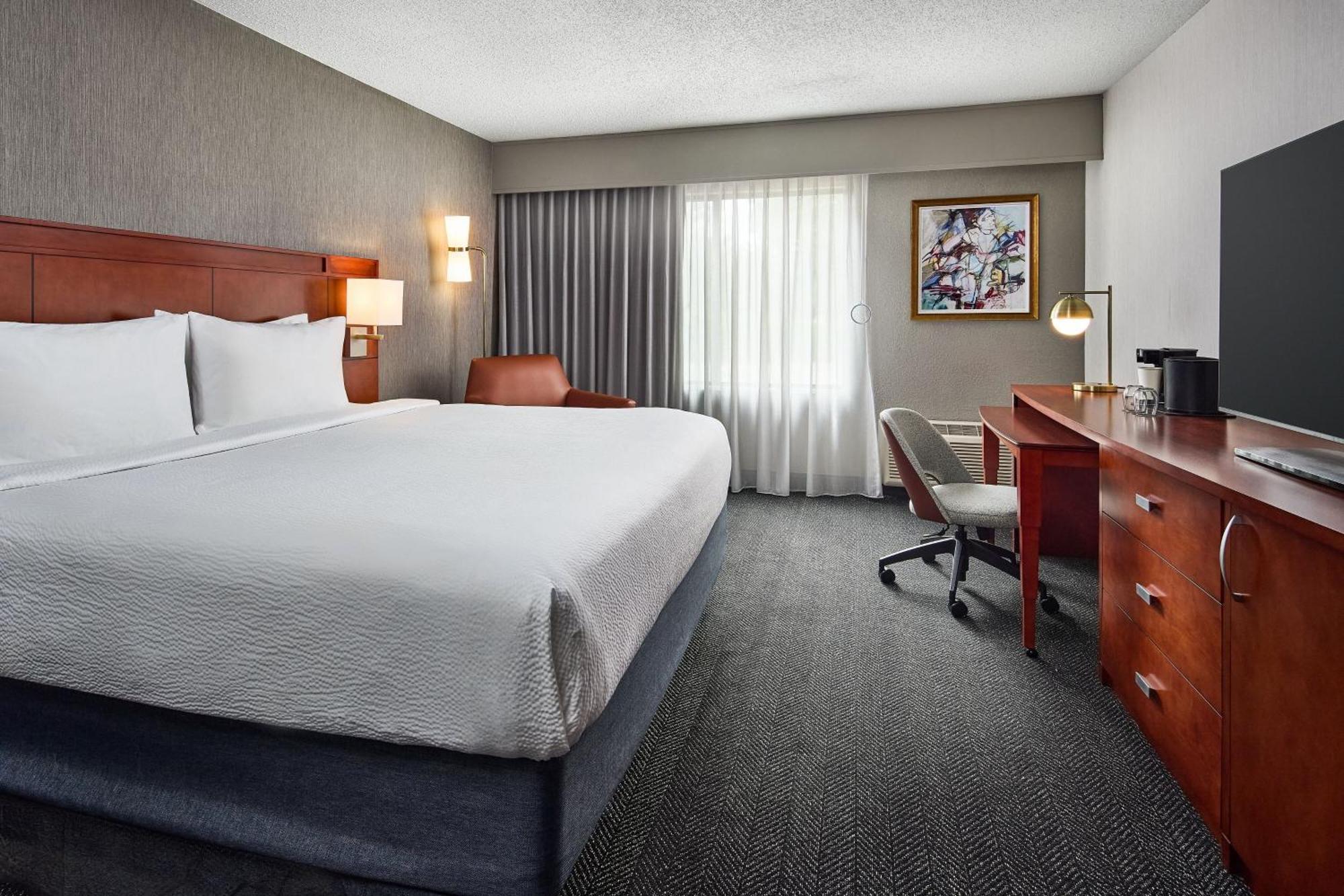 Courtyard By Marriott Fort Collins Esterno foto