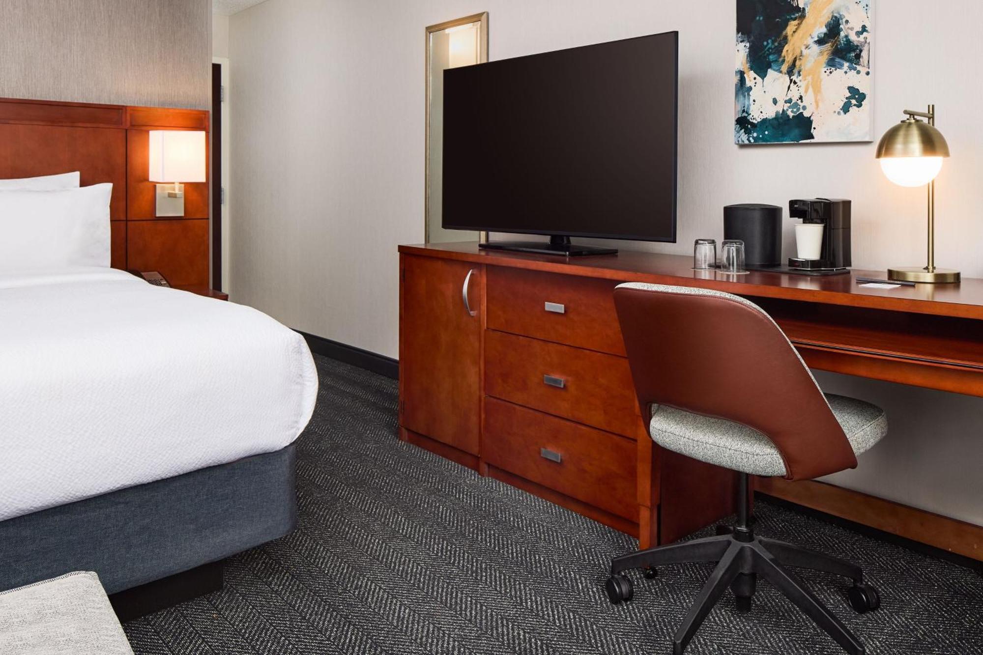 Courtyard By Marriott Fort Collins Esterno foto